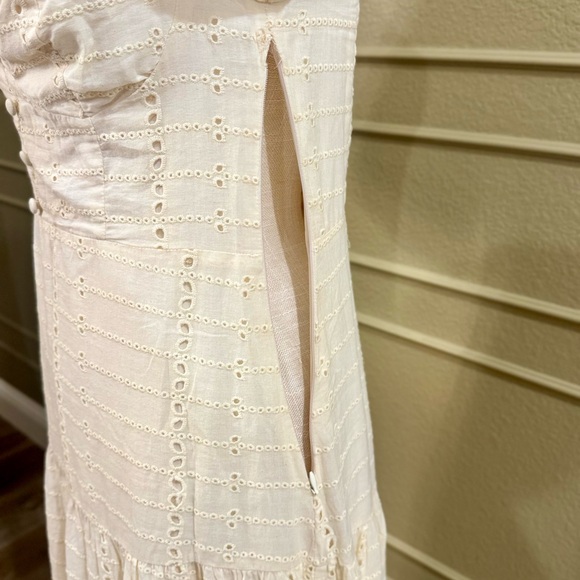 ASTR Women’s Ivory Eyelet Midi Dress Puff Sleeve. Size M - Picture 10 of 11